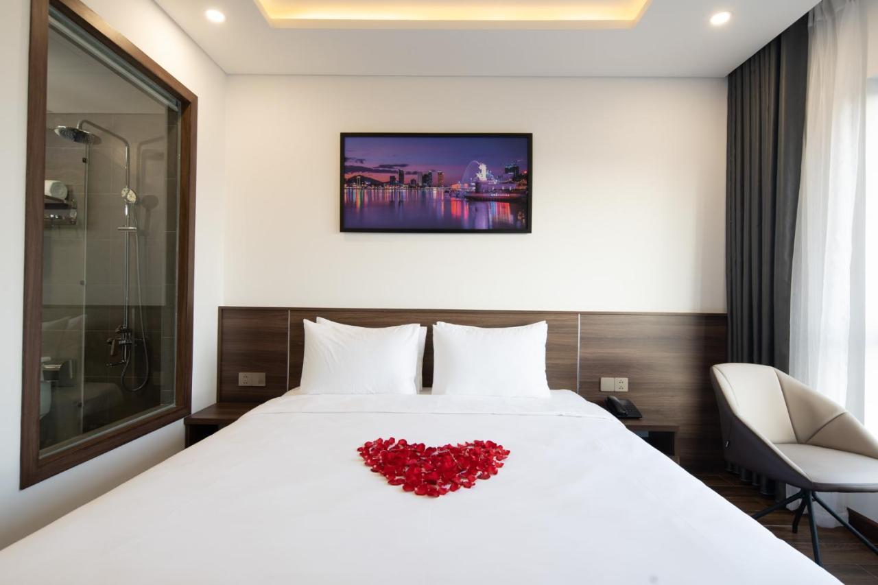 Tan Phuong Nam & Hotel Da Nang