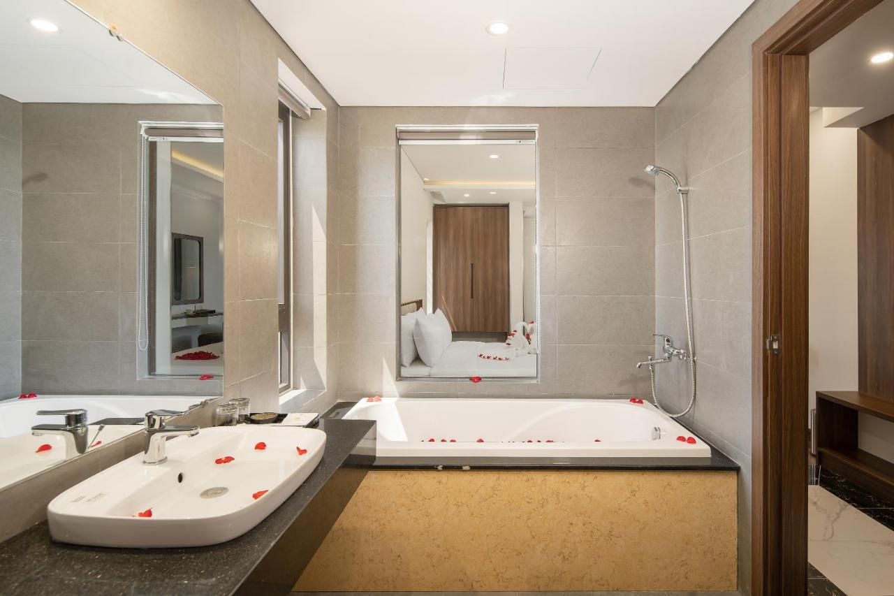Tan Phuong Nam & Hotel 3*
